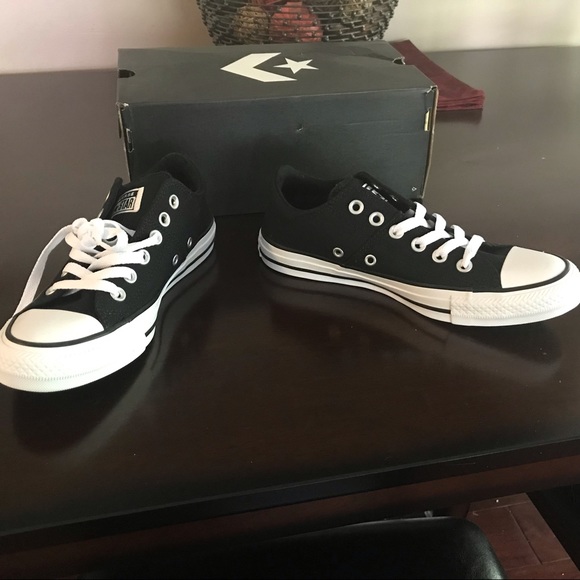 all black converse size 7